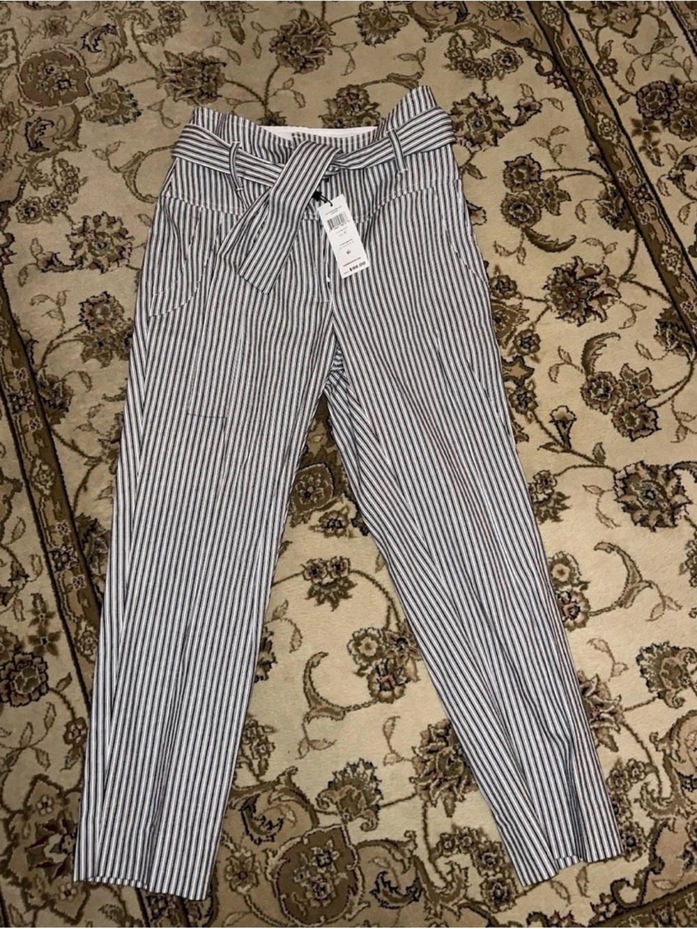 NEW With Tags BCBGeneration Black White Striped Pant With Belt Size 0